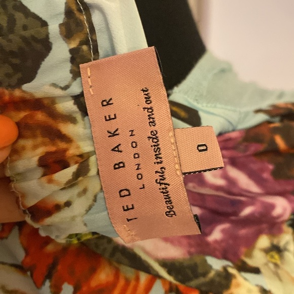 Ted Baker Multicolor Floral Cardigan size 0 - Picture 2 of 4